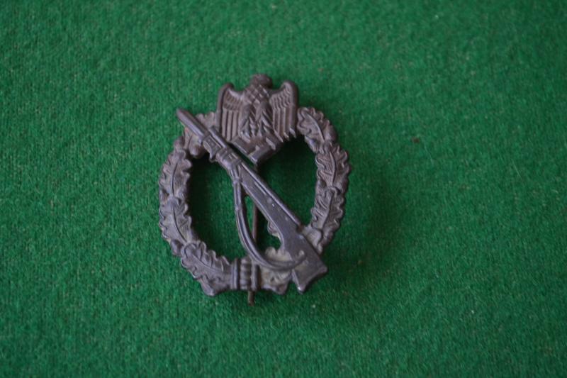 Infantry Assault Badge.