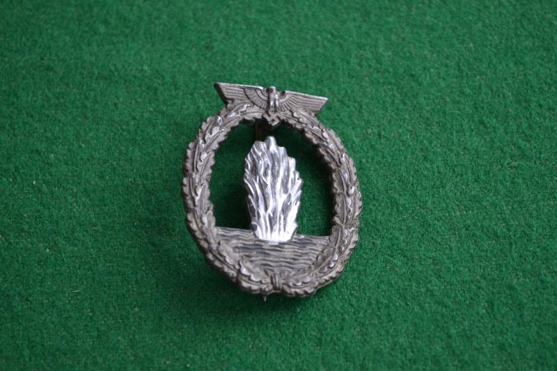 Minesweepers Badge.