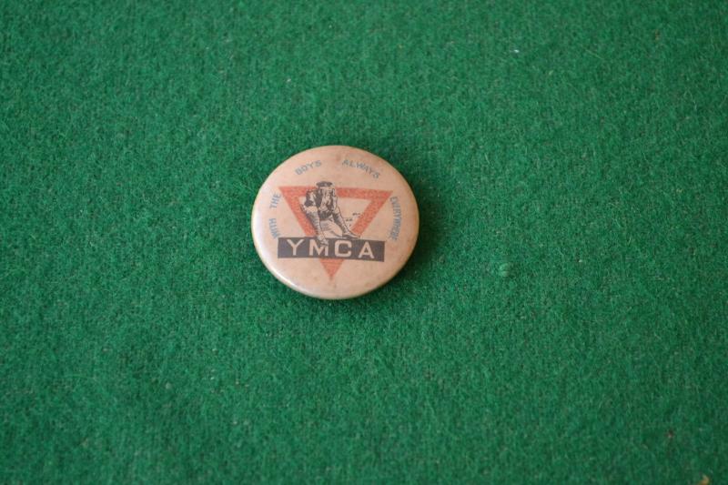 WW1 YMCA Badge.
