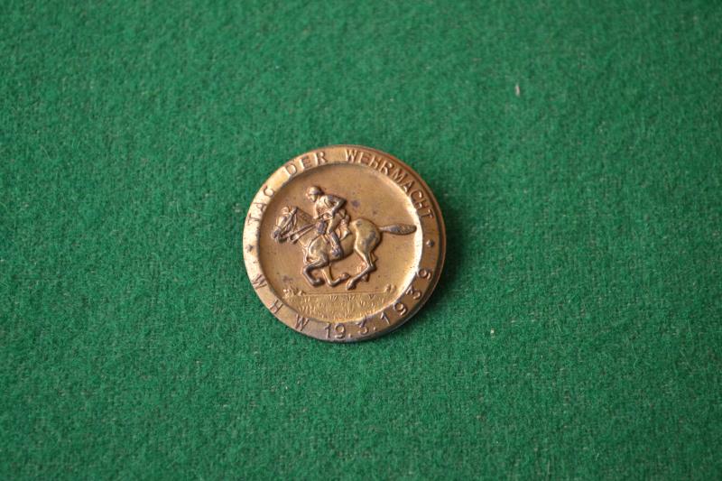 WHW Donation Badge.