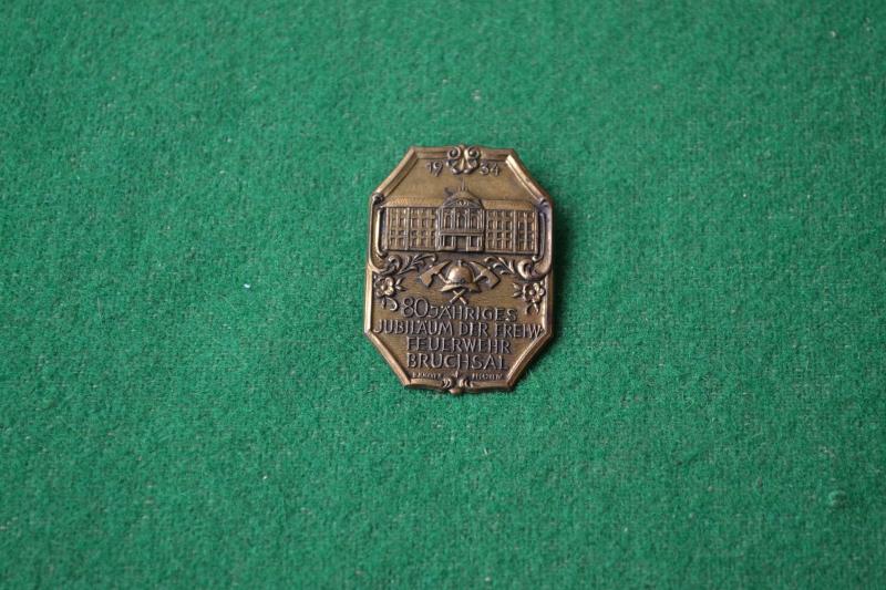 Rally Badge.