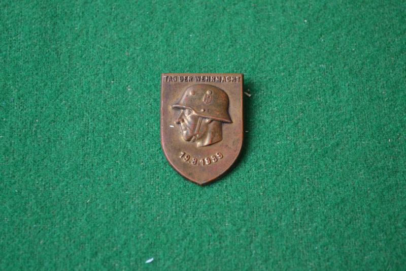 Rally Badge.
